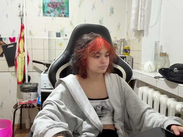 RavenLilleberg live cam on BongaCams