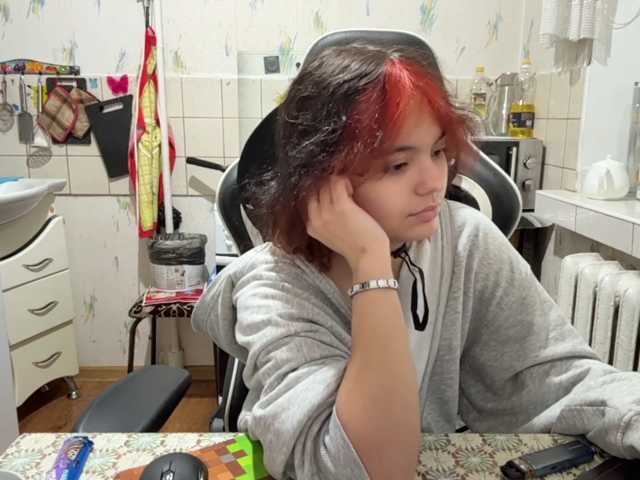 RavenLilleberg live cam on BongaCams
