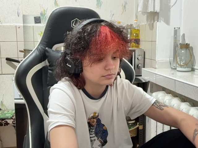 RavenLilleberg live cam on BongaCams
