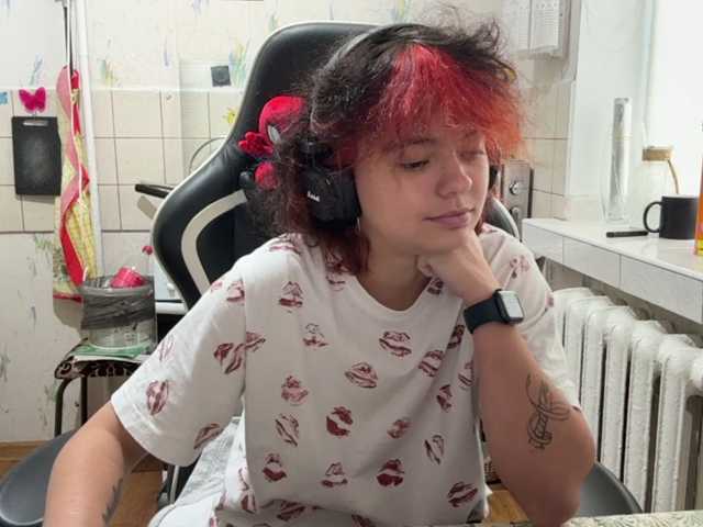RavenLilleberg live cam on BongaCams