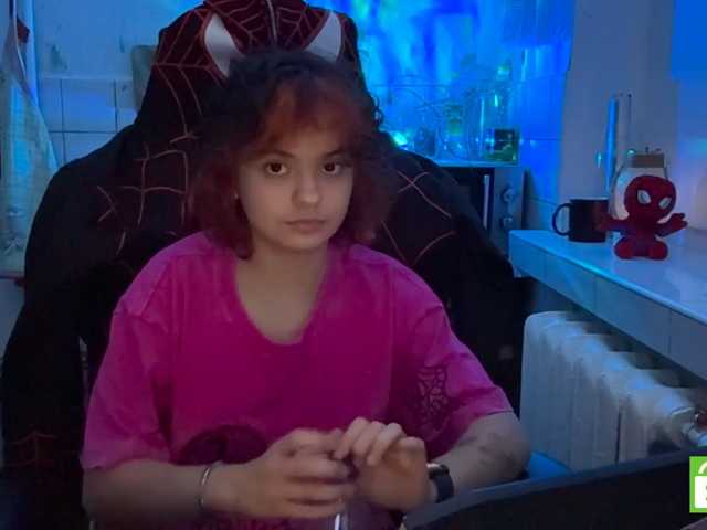 RavenLilleberg live cam on BongaCams