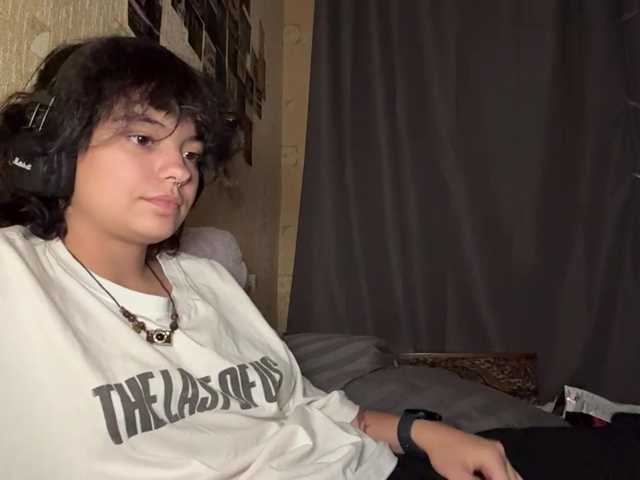 RavenLilleberg live cam on BongaCams
