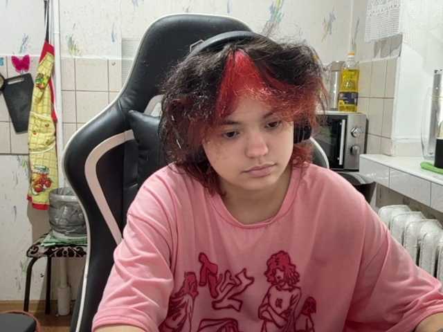 RavenLilleberg live cam on BongaCams