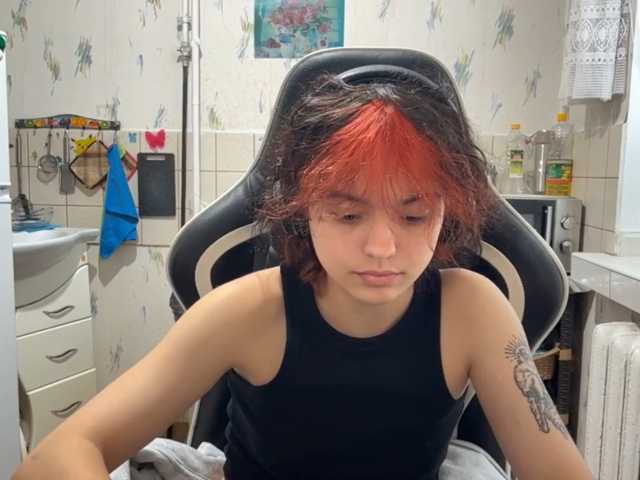 RavenLilleberg live cam on BongaCams