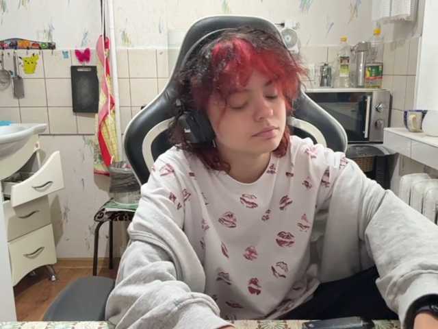 RavenLilleberg live cam on BongaCams