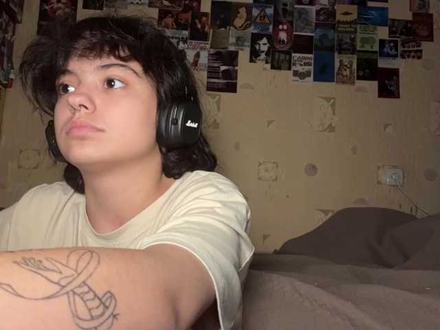 RavenLilleberg live cam on BongaCams