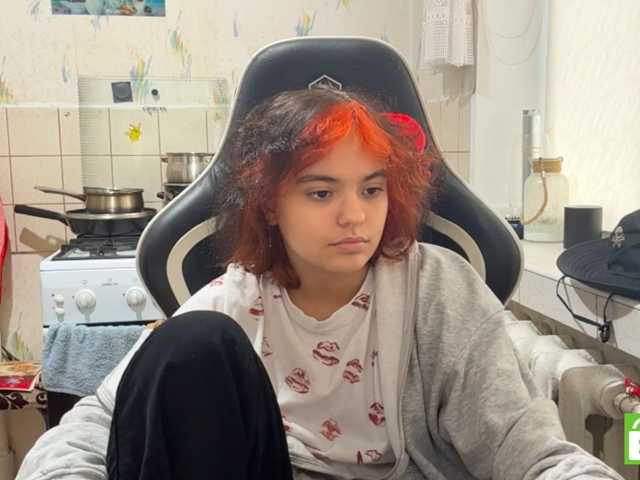 RavenLilleberg live cam on BongaCams