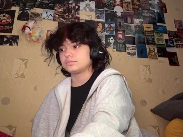 RavenLilleberg live cam on BongaCams