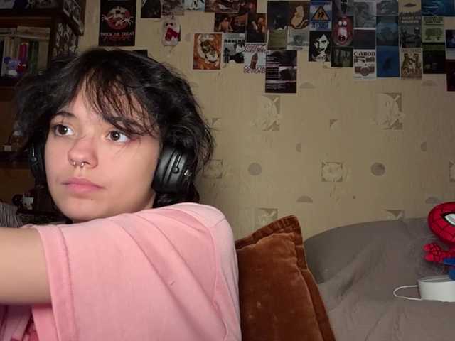 RavenLilleberg live cam on BongaCams