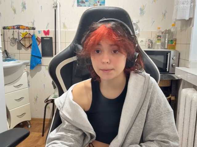 RavenLilleberg live cam on BongaCams