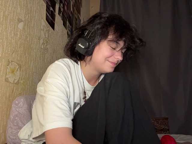 RavenLilleberg live cam on BongaCams