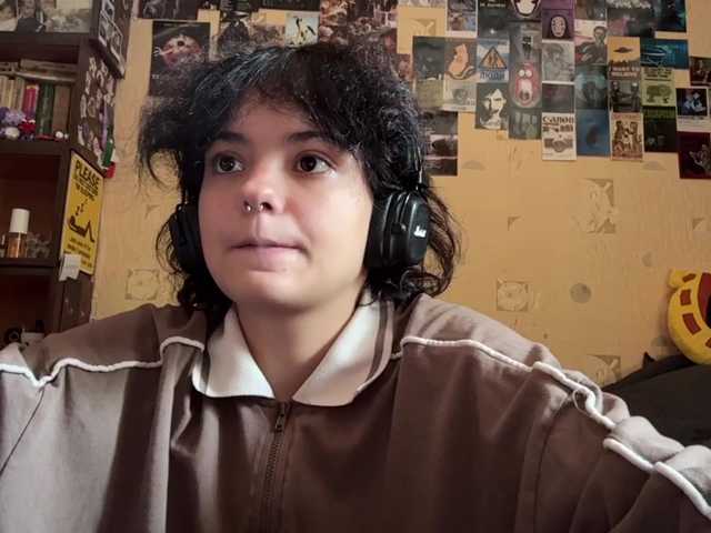 RavenLilleberg live cam on BongaCams