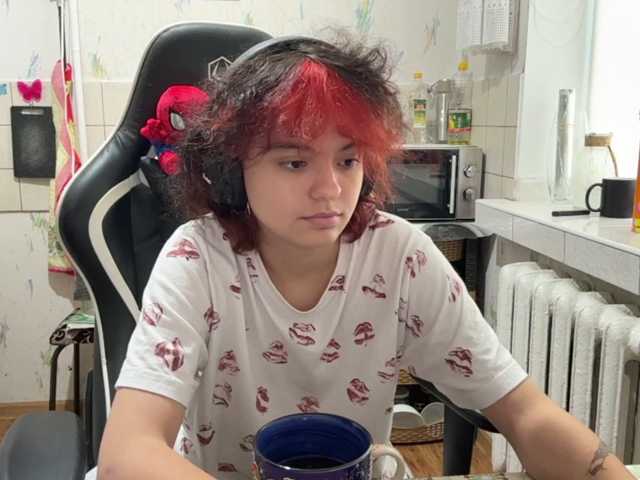 RavenLilleberg, en directo ahora en BongaCams