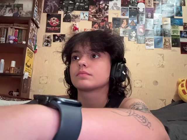 RavenLilleberg live cam on BongaCams