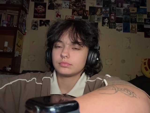 RavenLilleberg live cam on BongaCams