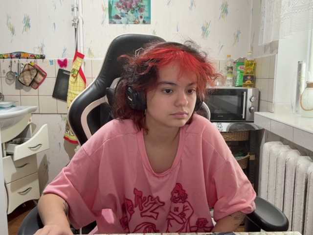 RavenLilleberg live cam on BongaCams