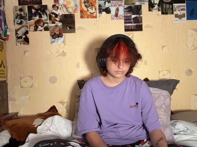 RavenLilleberg live cam on BongaCams