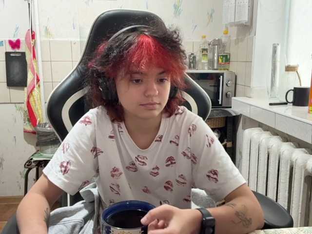 RavenLilleberg live cam on BongaCams