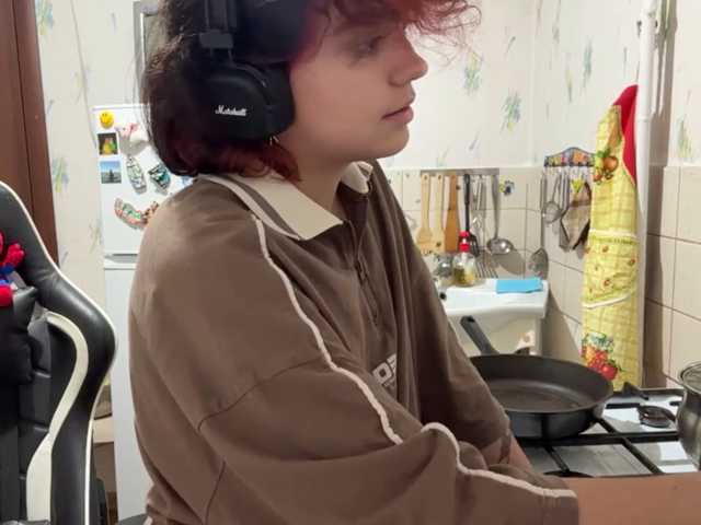 RavenLilleberg live cam on BongaCams