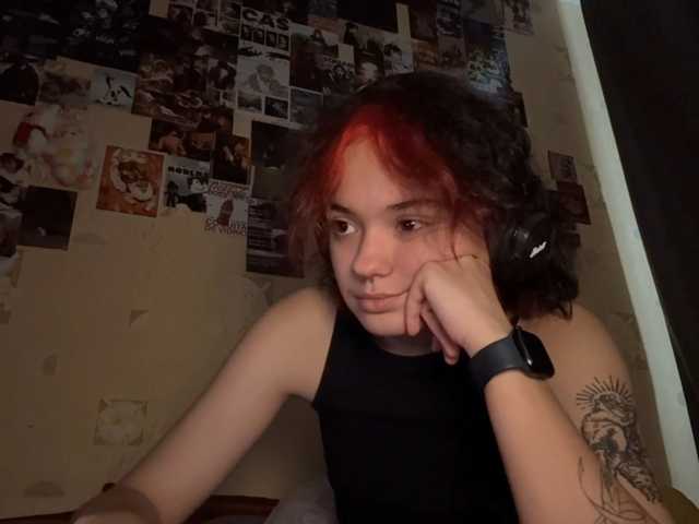 RavenLilleberg live cam on BongaCams