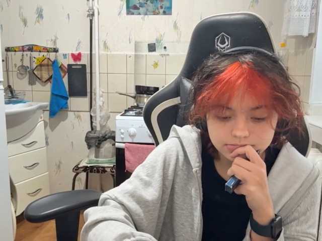 RavenLilleberg live cam on BongaCams