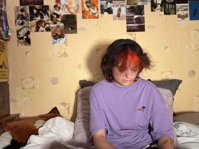 RavenLilleberg live cam on BongaCams