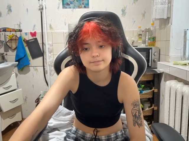RavenLilleberg live cam on BongaCams