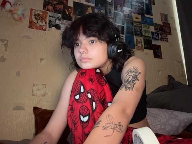 RavenLilleberg live cam on BongaCams