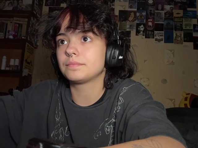 RavenLilleberg live cam on BongaCams