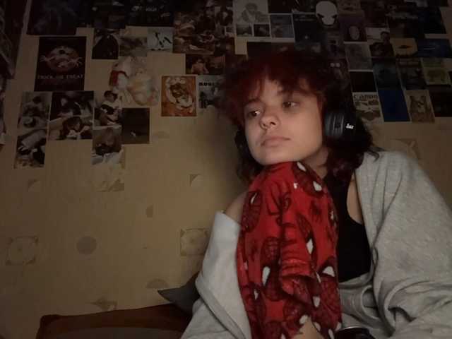 RavenLilleberg live cam on BongaCams