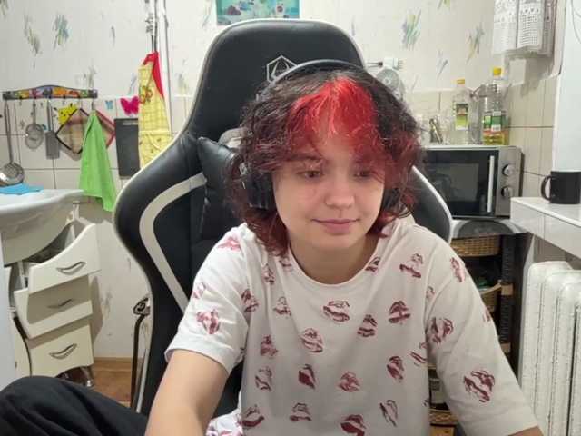 RavenLilleberg live cam on BongaCams