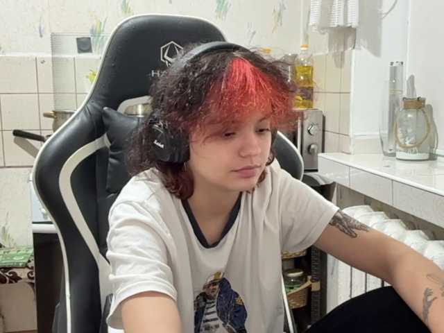 RavenLilleberg live cam on BongaCams