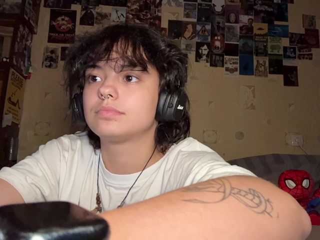 RavenLilleberg live cam on BongaCams