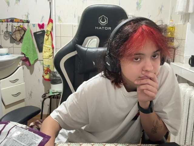 RavenLilleberg live cam on BongaCams