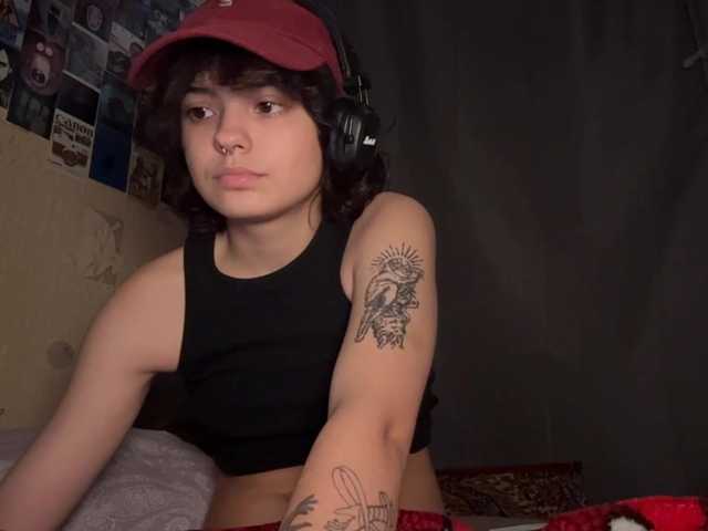 RavenLilleberg live cam on BongaCams