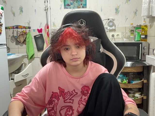 RavenLilleberg live cam on BongaCams