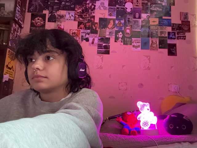 RavenLilleberg live cam on BongaCams