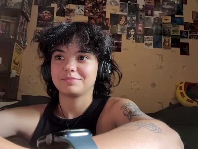 RavenLilleberg live cam on BongaCams