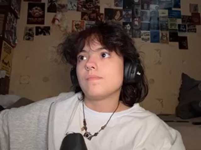 RavenLilleberg live cam on BongaCams