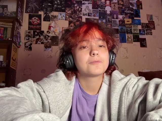 RavenLilleberg live cam on BongaCams