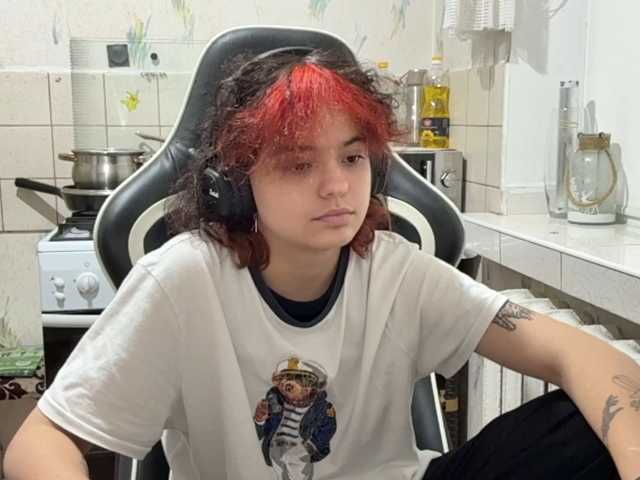 RavenLilleberg live cam on BongaCams
