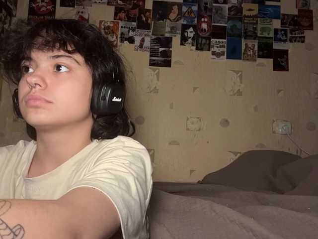 RavenLilleberg live cam on BongaCams