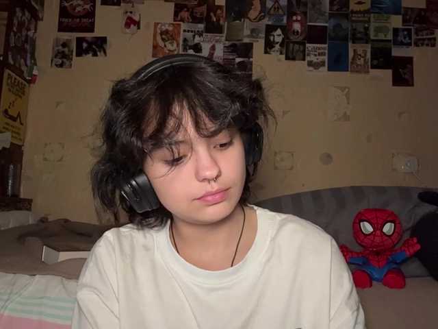 RavenLilleberg live cam on BongaCams