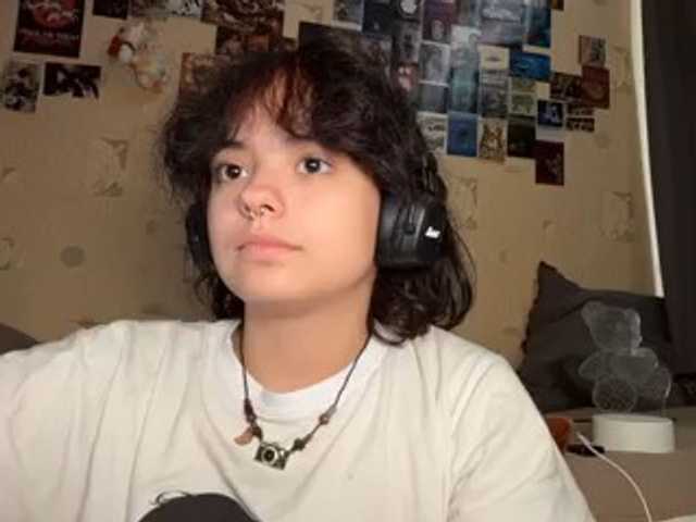 RavenLilleberg live cam on BongaCams