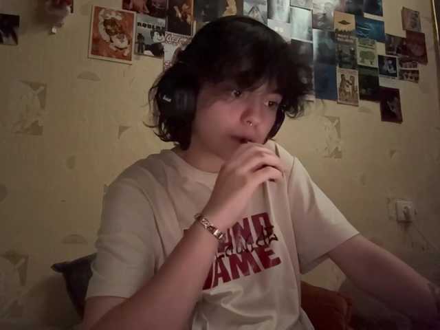 RavenLilleberg live cam on BongaCams
