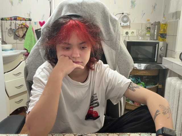 RavenLilleberg live cam on BongaCams