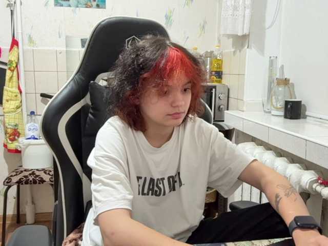 RavenLilleberg live cam on BongaCams