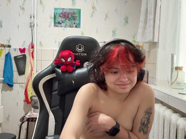 RavenLilleberg live cam on BongaCams