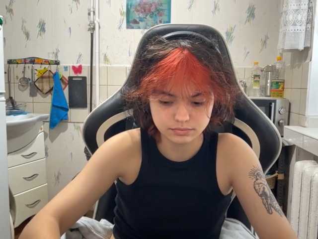 RavenLilleberg live cam on BongaCams