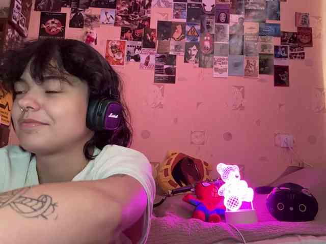 ravenlilleberg's live room
